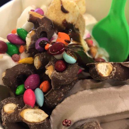Sweet Kiwi Frozen Yogurt
